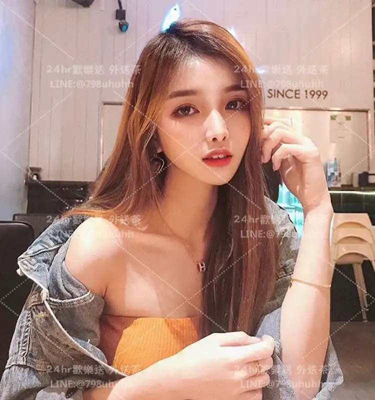 連江包養 Charlotte