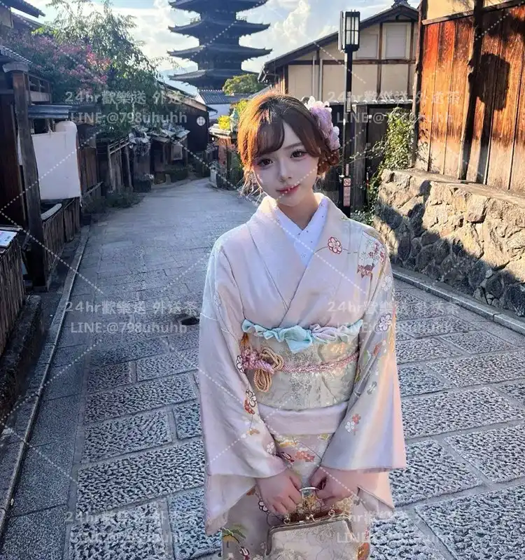 屏東包養 詩雯