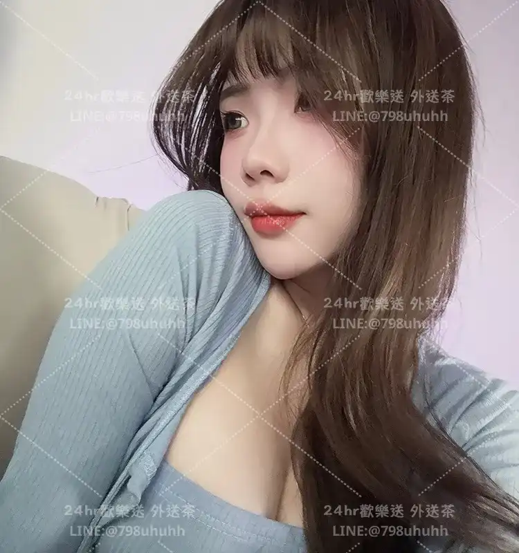 嘉義包養 程萱