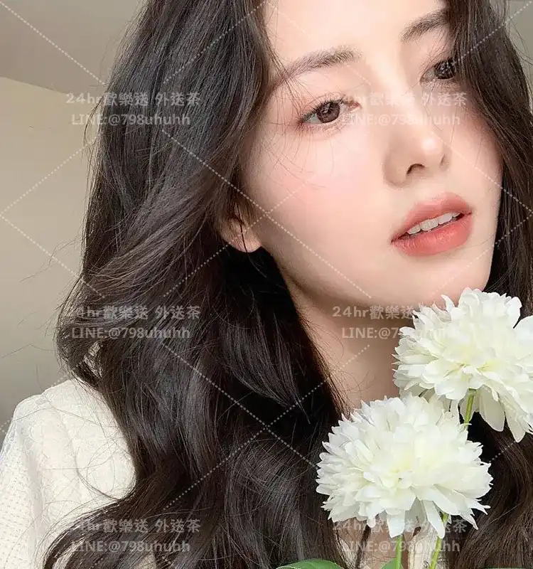 桃園包養 Francesca